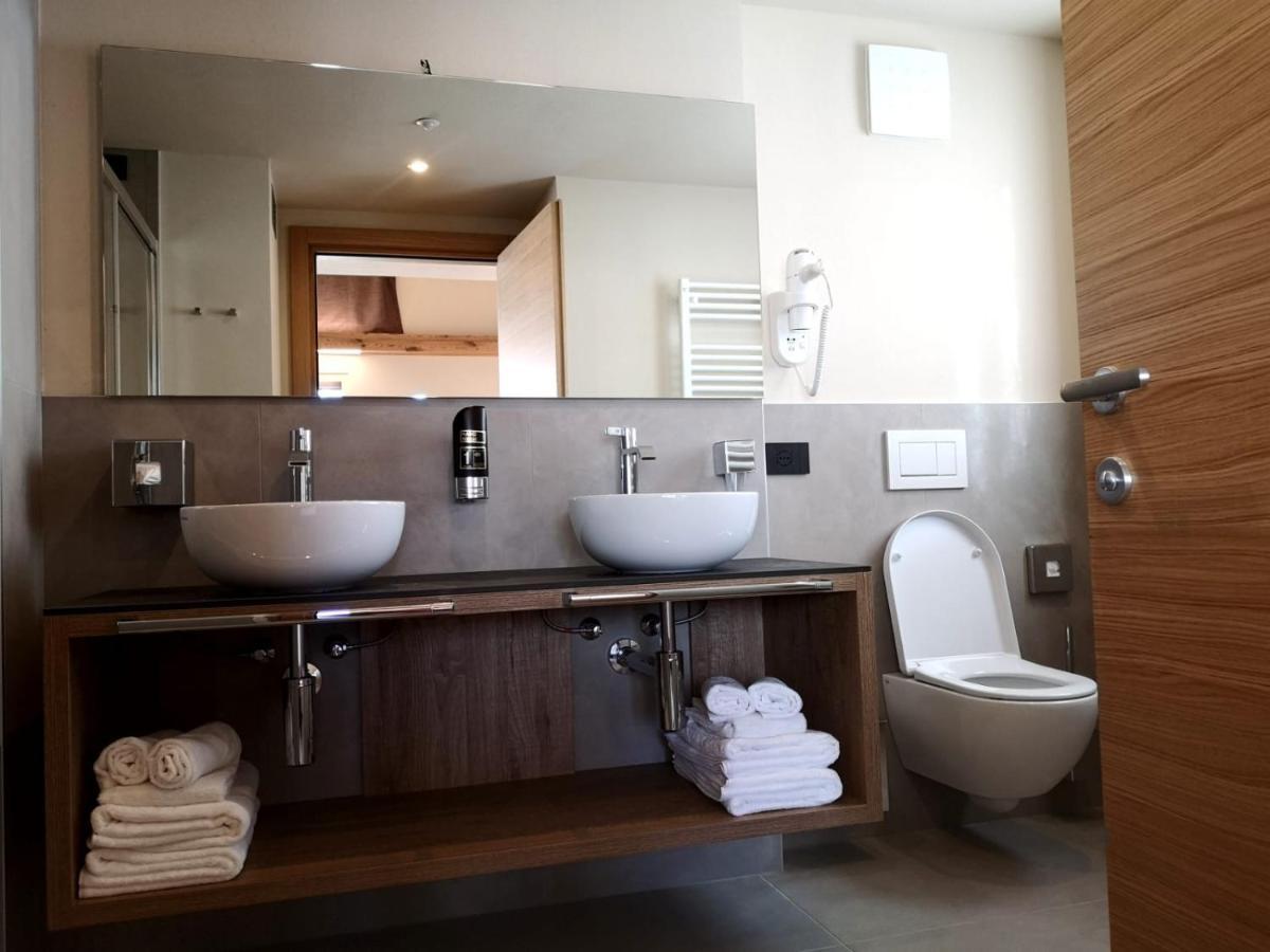 Garni Al Silvestri Vei Hotel